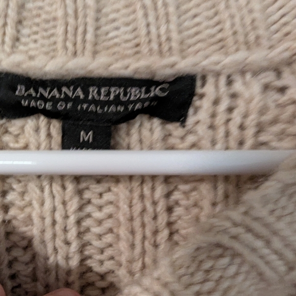Banana Republic,Beige Cable Knit Fringe Sweater, Size M - Picture 5 of 5